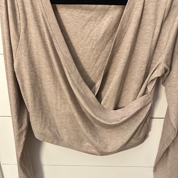 ATHLETA Woman Encore tan polyester activewear casual yoga athleisure wrap too LT - Picture 5 of 14
